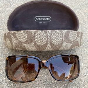 Women’s Coach Delphine Sunglasses